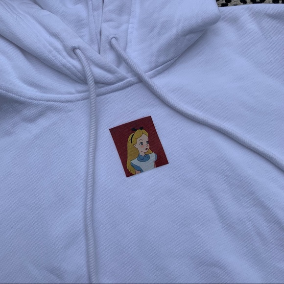 Mo&Co. x Disney Alice in Wonderland Hoodie size 160/80A (US 2) - Picture 3 of 6